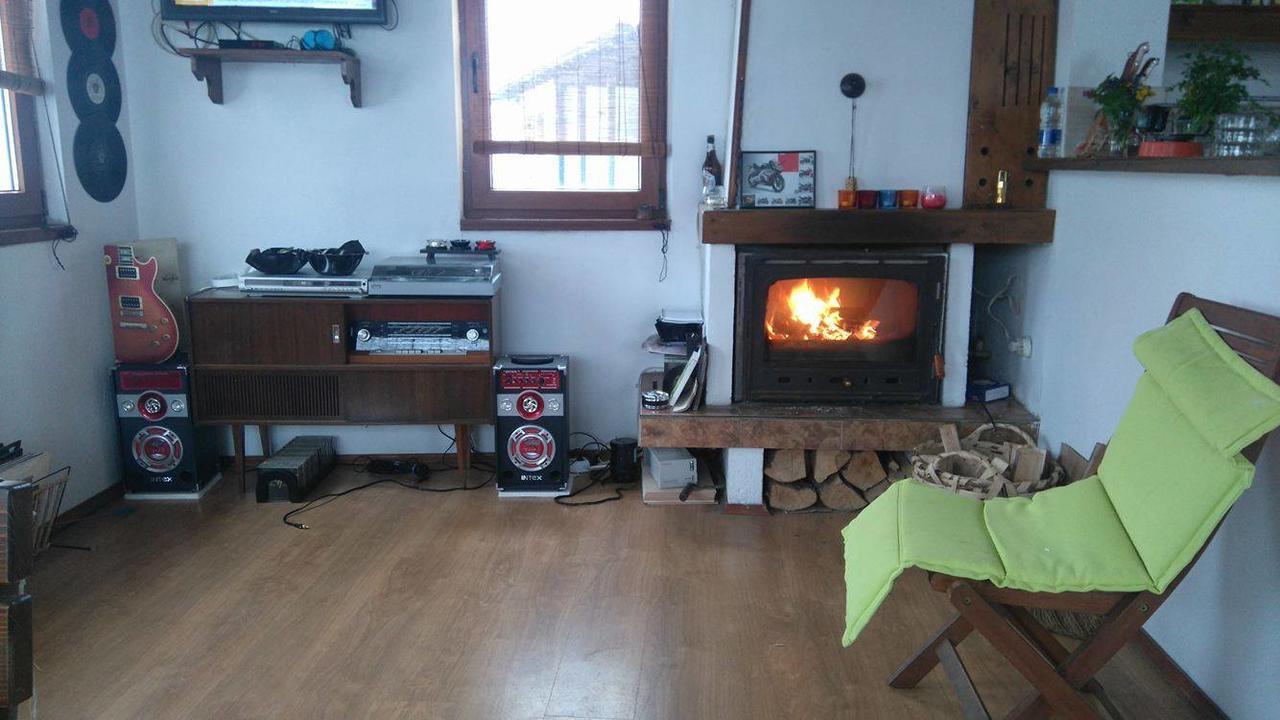 Guest House Yana Tŭrkasheni Εξωτερικό φωτογραφία