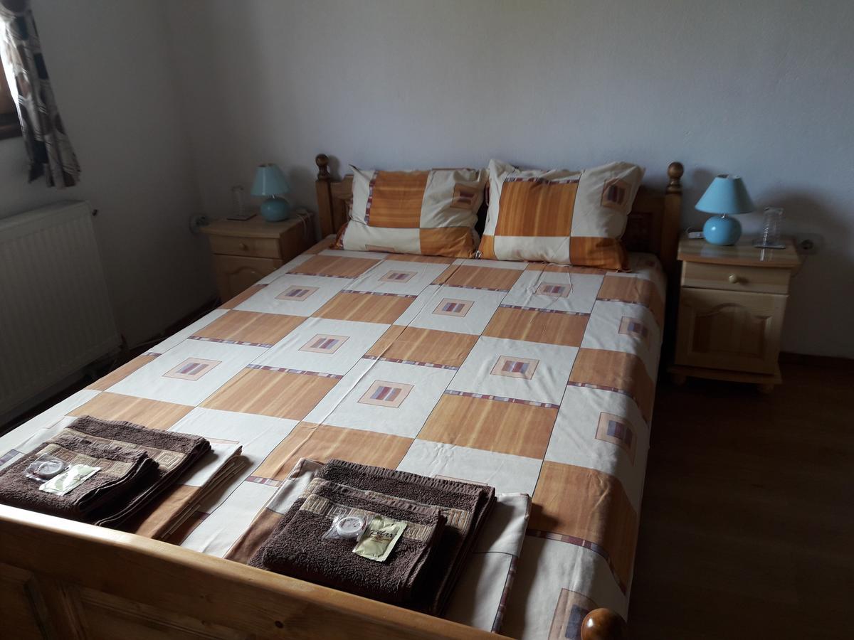Guest House Yana Tŭrkasheni Εξωτερικό φωτογραφία